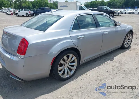 2017 Chrysler 300C z USA, uszkodzony, nr VIN 2C3CCAEG7HH667871